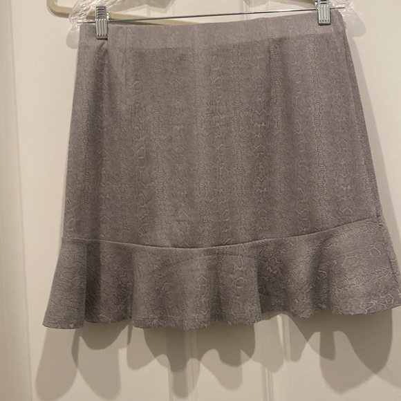 Ruffled Snake Print Skirt - Picture 3 of 3